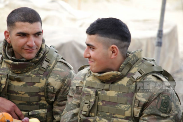 Azad edilən ərazilərdə dislokasiya olunan bölmələrdən FOTOREPORTAJ